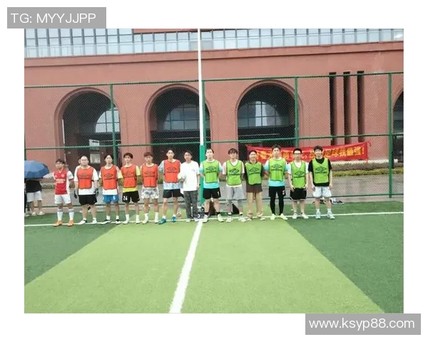 我的大学足球之旅:激情与梦想交织的青春岁月